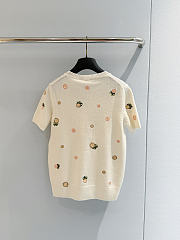 Colestore  Dior Short-Sleeved Embroidered Sweater Ecru Cashmere Knit with Multicolor Dior Water Lily Motif - 4