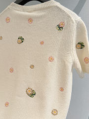 Colestore  Dior Short-Sleeved Embroidered Sweater Ecru Cashmere Knit with Multicolor Dior Water Lily Motif - 5