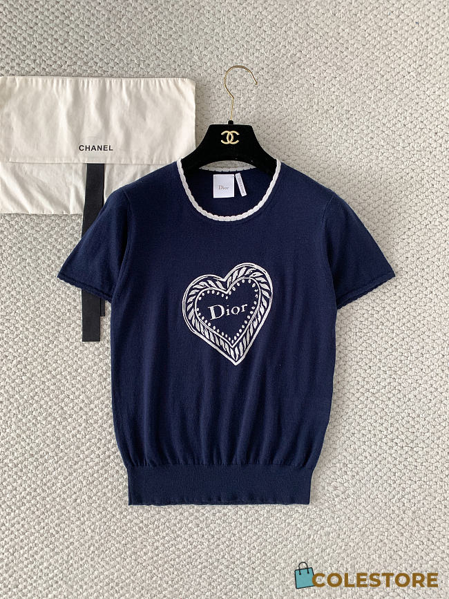 Colestore Dior Qixi Short-Sleeved Sweater Navy Blue Virgin Wool Jersey with White Dior Heart Locket Motif - 1