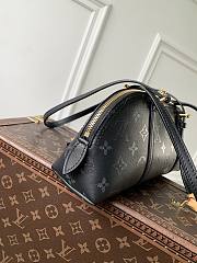 Colestore Louis Vuitton Squire East West Boldly Black 29 x 14 x 8 cm - 4