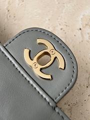 Colestore Chanel Fall Winter 2026 Pre-Collection Mini Flap bag   Suede Calfskin & Gold Metal  Dark Grey 13x20x6cm - 5