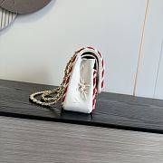 Colestore Chanel Métiers d’art 2026   Classic 11.12 Handbag   Embroidered Wool Crepe, Raffia, Glass Beads & Gold-Tone Metal  Ecru & Red 15.5 x 25.5 x 6.5cm - 6