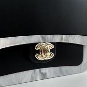 Colestore Chanel Fall Winter 2026 Pre-Collection   Flap Bag Minaudiere   Plexi & Gold-Tone Metal  Black, Gold & Pearly White  8.5 x 12 x 4.5cm - 6