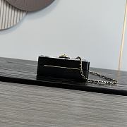 Colestore Chanel Fall Winter 2026 Pre-Collection   Flap Bag Minaudiere   Plexi & Gold-Tone Metal  Black, Gold & Pearly White  8.5 x 12 x 4.5cm - 5