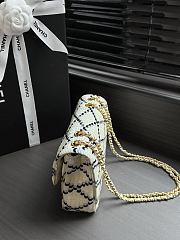 Colestore Chanel Small Flap Bag Sequins & Gold-Tone Metal, Black & White 21 x 14 x 8 cm - 3