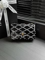 Colestore Chanel Small Flap Bag Sequins & Gold-Tone Metal, White & Black 21 x 14 x 8 cm - 1
