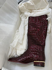 	 Colestore Chanel Métiers d’art 2026 High Boots Crocodile Embossed Patent Calfskin Burgundy - 4