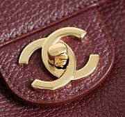 Colestore Chanel Maxi Flapbag Grained Calfskin & Gold Tone Metal Burgundy 19.5 x 32 x 10cm - 3
