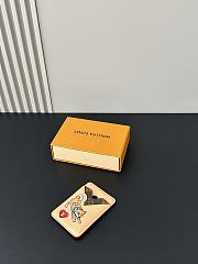 Colestore  Louis Vuitton Porte-Cartes Magnet Monogram Pets Beige 6.5 x 9.5 x 0.5 cm - 6