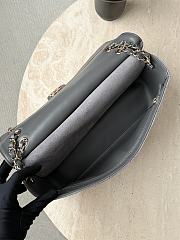 Colestore Chanel Fall Winter 2026 Pre-Collection Maxi Flap bag Suede Calfskin & Gold-Tone Metal Dark Gray 19.5 x 32 x 10cm - 5