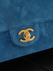 	 Colestore Chanel FALL WINTER 2026 PRE-COLLECTION MINI FLAP BAG Suede Calfskin & Gold-Tone Metal Blue 13x20x6cm - 3
