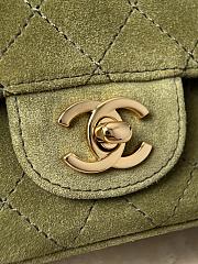 	 Colestore Chanel FALL WINTER 2026 PRE-COLLECTION MINI FLAP BAG Suede Calfskin & Gold-Tone Metal Khaki 13x20x6cm - 4
