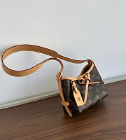 Colestore Louis Vuitton Nano CarryAll Monogram coated canvas 16 x 15 x 9.5 cm - 6