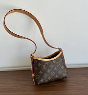 Colestore Louis Vuitton Nano CarryAll Monogram coated canvas 16 x 15 x 9.5 cm - 4