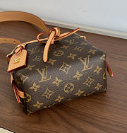 Colestore Louis Vuitton Nano CarryAll Monogram coated canvas 16 x 15 x 9.5 cm - 3