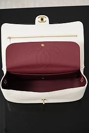 Colestore Chanel Maxi Flapbag Grained Calfskin & Gold Tone Metal White 19.5 x 32 x 10cm - 5