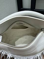 Colestore  Loewe Fringe small Puzzle bag in classic calfskin White 24 x 10.5 x 16.5 cm - 6