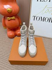 Colestore Louis Vuitton Laureate Platform Desert Boot Beige - 1