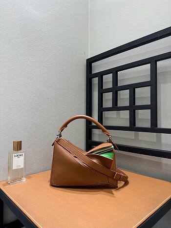 Colestore  Loewe Small layered Puzzle bag in classic calfskin Multicolor Squirrel 24x16.5x10.5cm