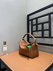 Colestore  Loewe Small layered Puzzle bag in classic calfskin Multicolor Squirrel 24x16.5x10.5cm - 4