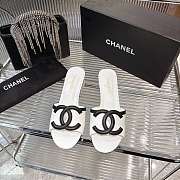 Colestore Chanel Mules  Lambskin  White & Black - 3