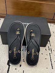 Colestore Chanel Métiers d’art 2026   Thongs platform   Goatskin  Black & White - 6