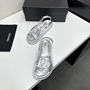 Colestore Chanel Fall Winter 2026 Pre-Collection   Sandals   Crumpled Shiny Lambskin  Silver  - 4