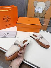 Colestore Hermes Oz mule Naturel / Écru in goatskin and shearling with iconic Kelly buckle - 3