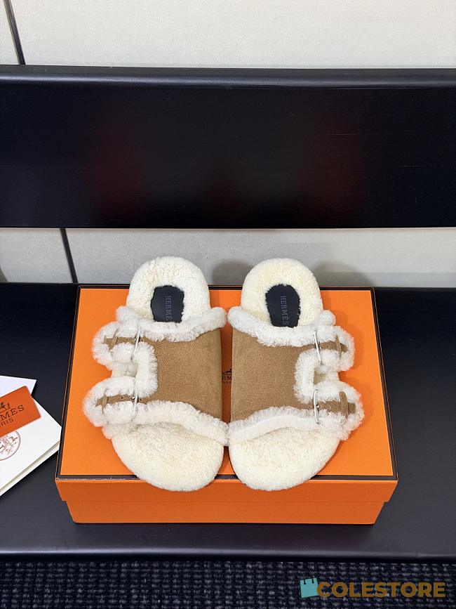 Colestore Hermes Chypre sandal Suede Goatskin and Shearling  Naturel / Écru - 1