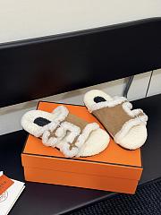 Colestore Hermes Chypre sandal Suede Goatskin and Shearling  Naturel / Écru - 3