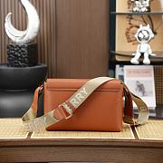 Colestore Burberry Note Bag Tan 25 x 8.5 x 18cm - 3