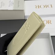 Colestore Dior Salon Passport Cover Mimosa Dior Médaillon Debossed Calfskin 10 x 14 x 2 cm - 5