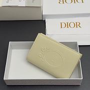 Colestore Dior Salon Passport Cover Mimosa Dior Médaillon Debossed Calfskin 10 x 14 x 2 cm - 4