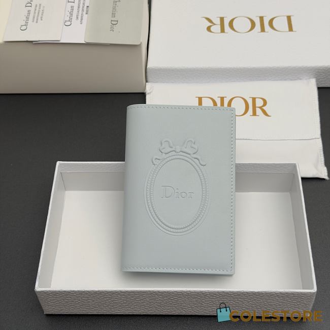 Colestore Dior Salon Passport Cover Ice Blue Dior Médaillon Debossed Calfskin 10 x 14 x 2 cm - 1