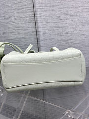 Colestore Dior Qixi Small Dior Promenade Shopping Bag Soupir Green Flat Cannage Calfskin 27 x 20 x 12.5 cm - 4