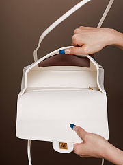 	 Colestore Chanel Small Flap Bag Grained Shiny Calfskin & Gold-Tone Metal White 15 x 22 x 7cm - 5