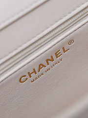 	 Colestore Chanel Small Flap Bag Grained Shiny Calfskin & Gold-Tone Metal White 15 x 22 x 7cm - 2