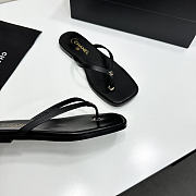 Colestore Chanel Métiers d’art 2026   Thongs   Goatskin Black - 6