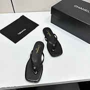 Colestore Chanel Métiers d’art 2026   Thongs   Goatskin Black - 5