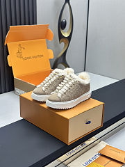 Colestore Louis Vuitton Flight Mode Time Out Sneaker Beige - 1