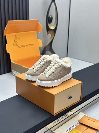 Colestore Louis Vuitton Flight Mode Time Out Sneaker Beige