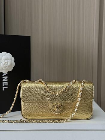 Colestore Chanel Metallic Calfskin Lizard Embossed Small East West Flap Gold 12× 21.5×4.2cm