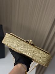 Colestore Chanel Metallic Calfskin Lizard Embossed Small East West Flap Gold 12× 21.5×4.2cm - 4