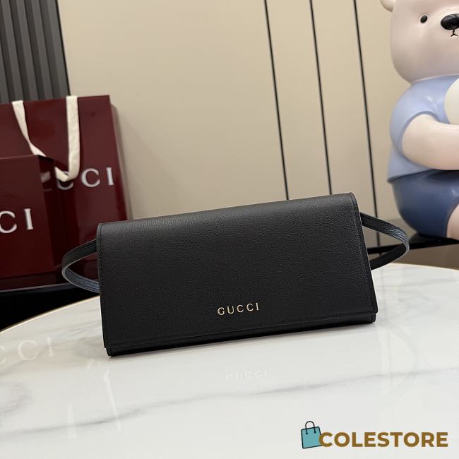 Colestore Gucci Mini bag with Gucci lettering Black soft grainy leather with a natural glossy finish 23.5 x 11 x 6.5 cm - 1