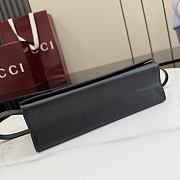 Colestore Gucci Mini bag with Gucci lettering Black soft grainy leather with a natural glossy finish 23.5 x 11 x 6.5 cm - 4