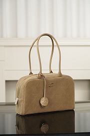 Colestore Chanel Fall Winter 2026 Pre-Collection   Large Bowling Bag   Suede Calfskin, Calfskin & Gold-Tone Metal  Dark Beige  17 x 29 x 10cm - 3