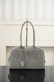 	 Colestore Chanel Fall Winter 2026 Pre-Collection Large Bowling Bag Suede Calfskin, Calfskin & Gold-Tone Metal Grey 17 x 29 x 10cm - 1