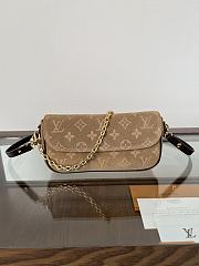 Colestore  Louis Vuitton Wallet On Chain Ivy Monogram Empreinte Beige Trench Cowhide leather 23.5 x 12 x 4.3 cm - 1