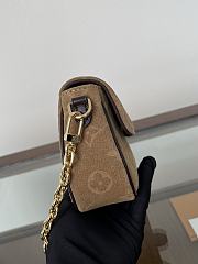 Colestore  Louis Vuitton Wallet On Chain Ivy Monogram Empreinte Beige Trench Cowhide leather 23.5 x 12 x 4.3 cm - 4