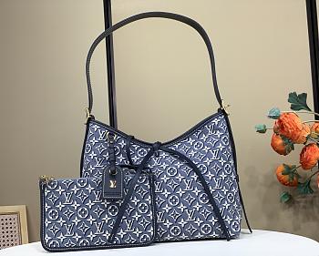 Colestore Louis Vuitton CarryAll PM Monogram Emblème Monogram Bleu 29 x 24 x 12 cm